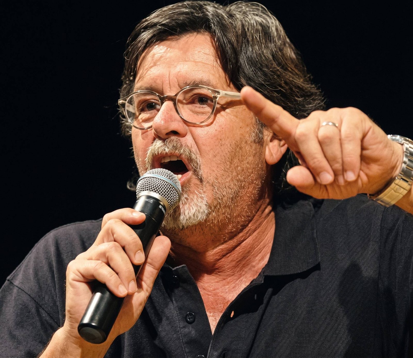 Fulvio Tancredi Rossi durante un intervento